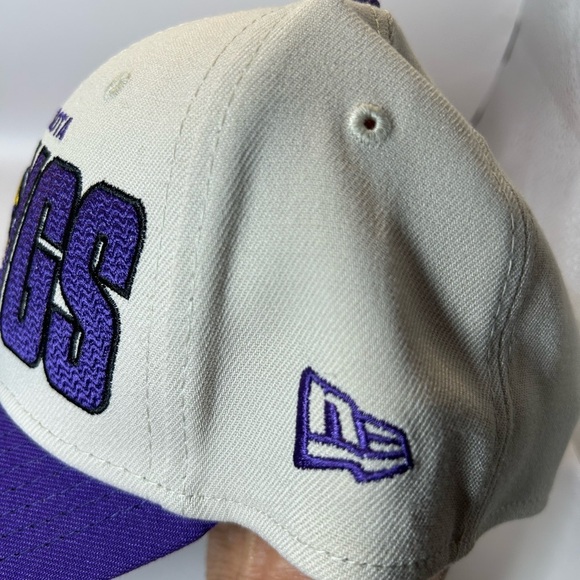 Minnesota Vikings ball cap.  Medium—-Large stretch  New Era - Picture 3 of 8